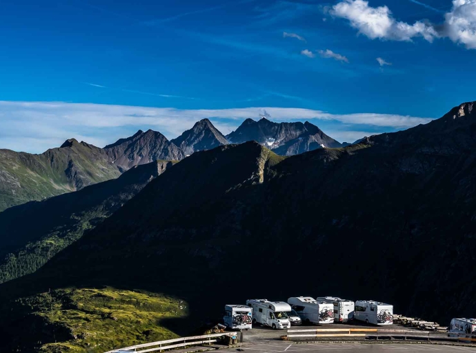 High Roads, Great Views – Caravaning in the Mountains